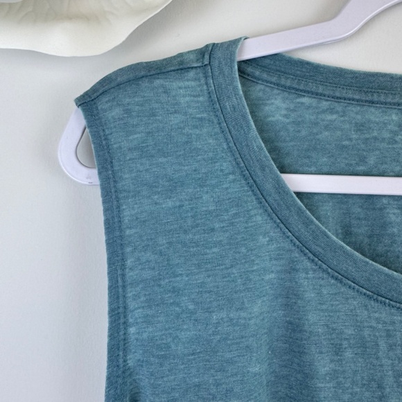 LIVI for LANE BRYANT Sleeveless Teal T Shirt Top Open Back Flap / Plus 26 - 28 - Picture 5 of 16